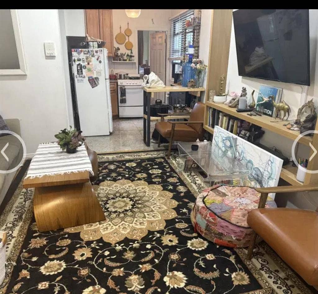 Room in Williamsburg for rent