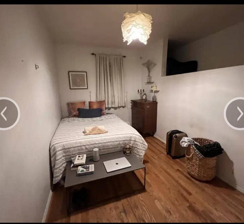 Room in Williamsburg for rent