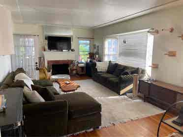 Room for rent in University Heights