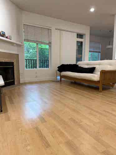 Beautiful Condo near UW Bothell