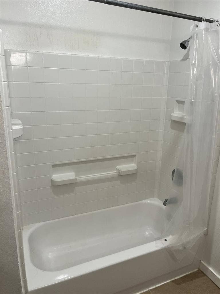 Beautiful Condo near UW Bothell