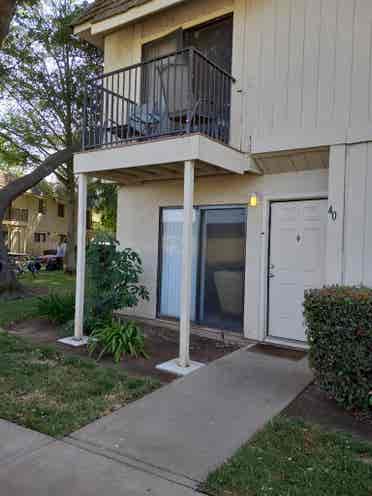 Room - Townhouse- Sac State