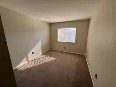 Room ready in Fontana!