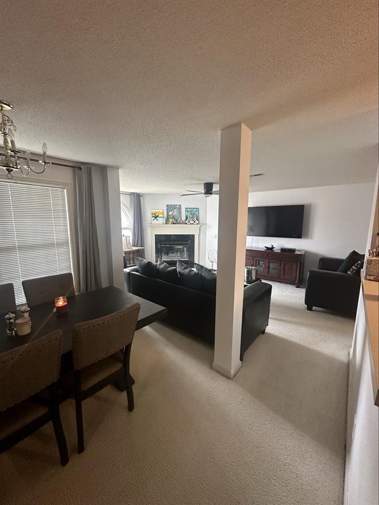 Room, bathroom,& living space 4rent