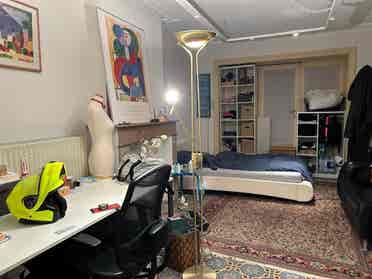Cosy flat eu square