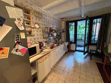 Cosy flat eu square