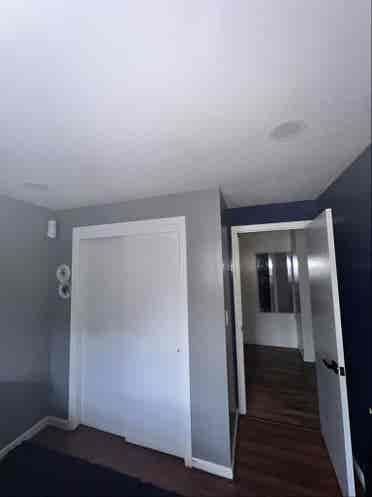 1 bedroom for rent in home