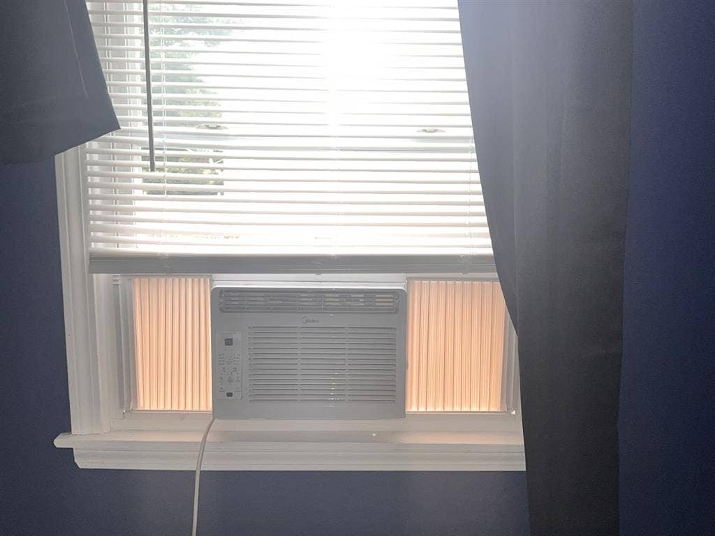 1 bedroom for rent in home