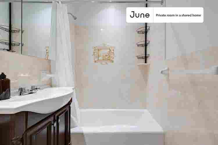 2 BR in New York City