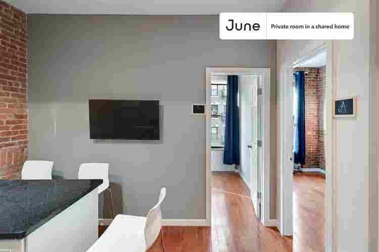2 BR in New York City