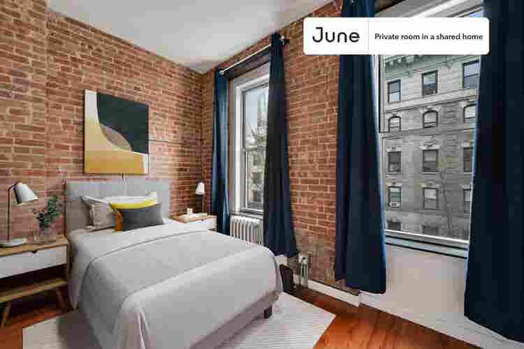 2 BR in New York City