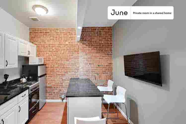 2 BR in New York City