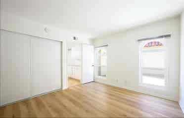 Private Room Near UCI - Util Incl!
