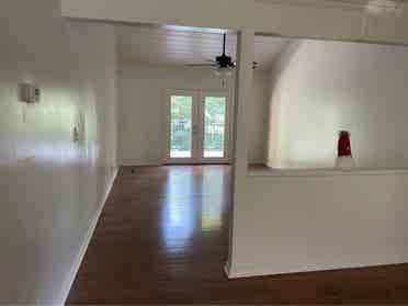 In need of a roommate!!