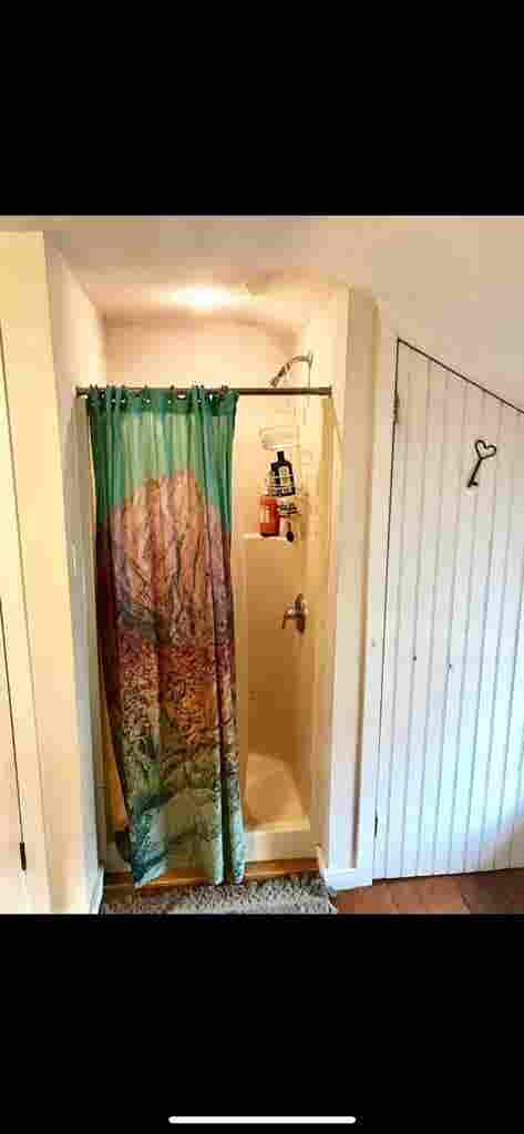 Room for rent in East Falls