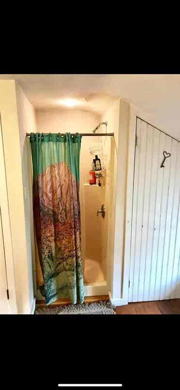 Room for rent in East Falls
