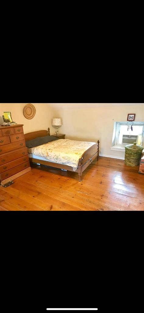 Room for rent in East Falls