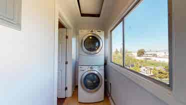 1 BR in Los Angeles