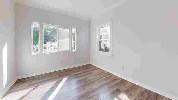 2 BR in Los Angeles