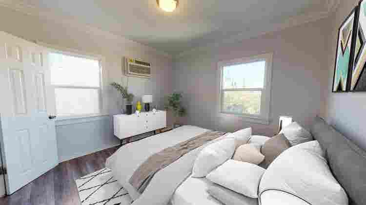 2 BR in Los Angeles