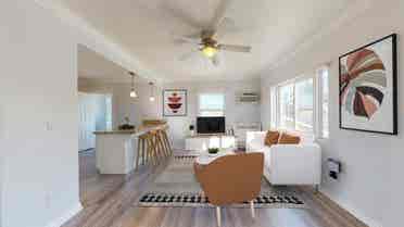 1 BR in Los Angeles