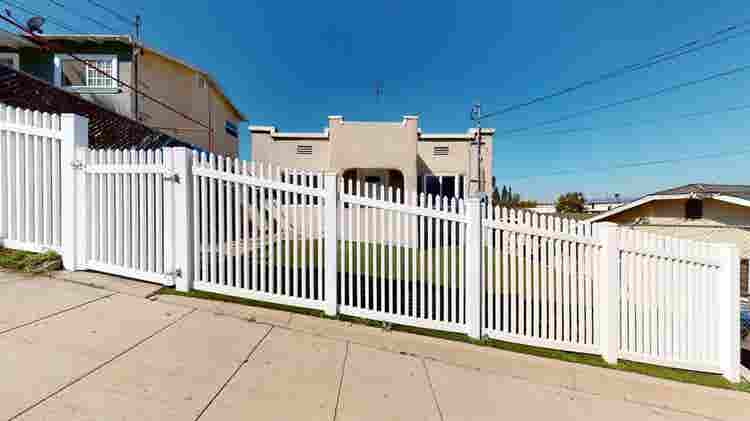 2 BR in Los Angeles