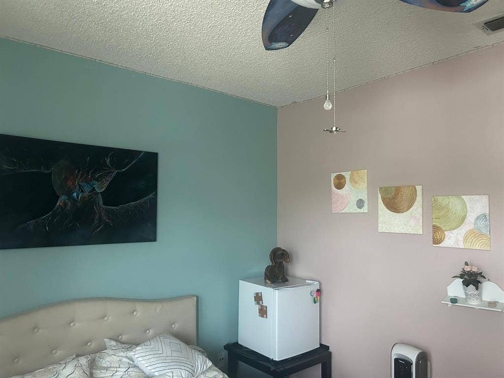 Renting Room w/ bathroom
