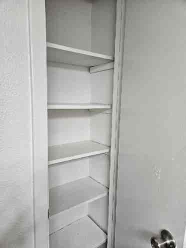 Looking for a female roommate