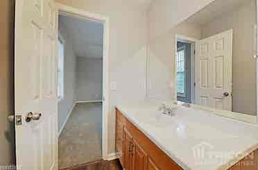 Master bedroom & private bathroom