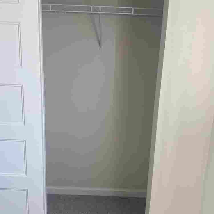 Room rent in yelm.