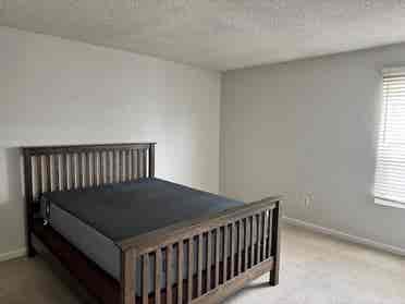 Amazing Sherman Oaks Room