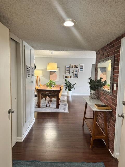 Amazing Sherman Oaks Room