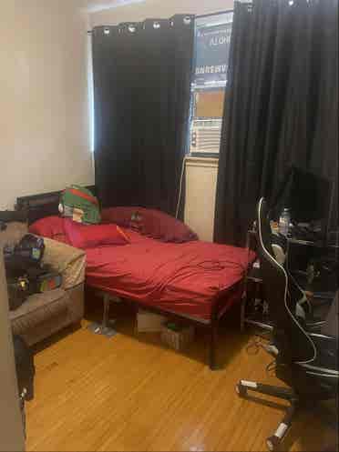 2 rooms Available