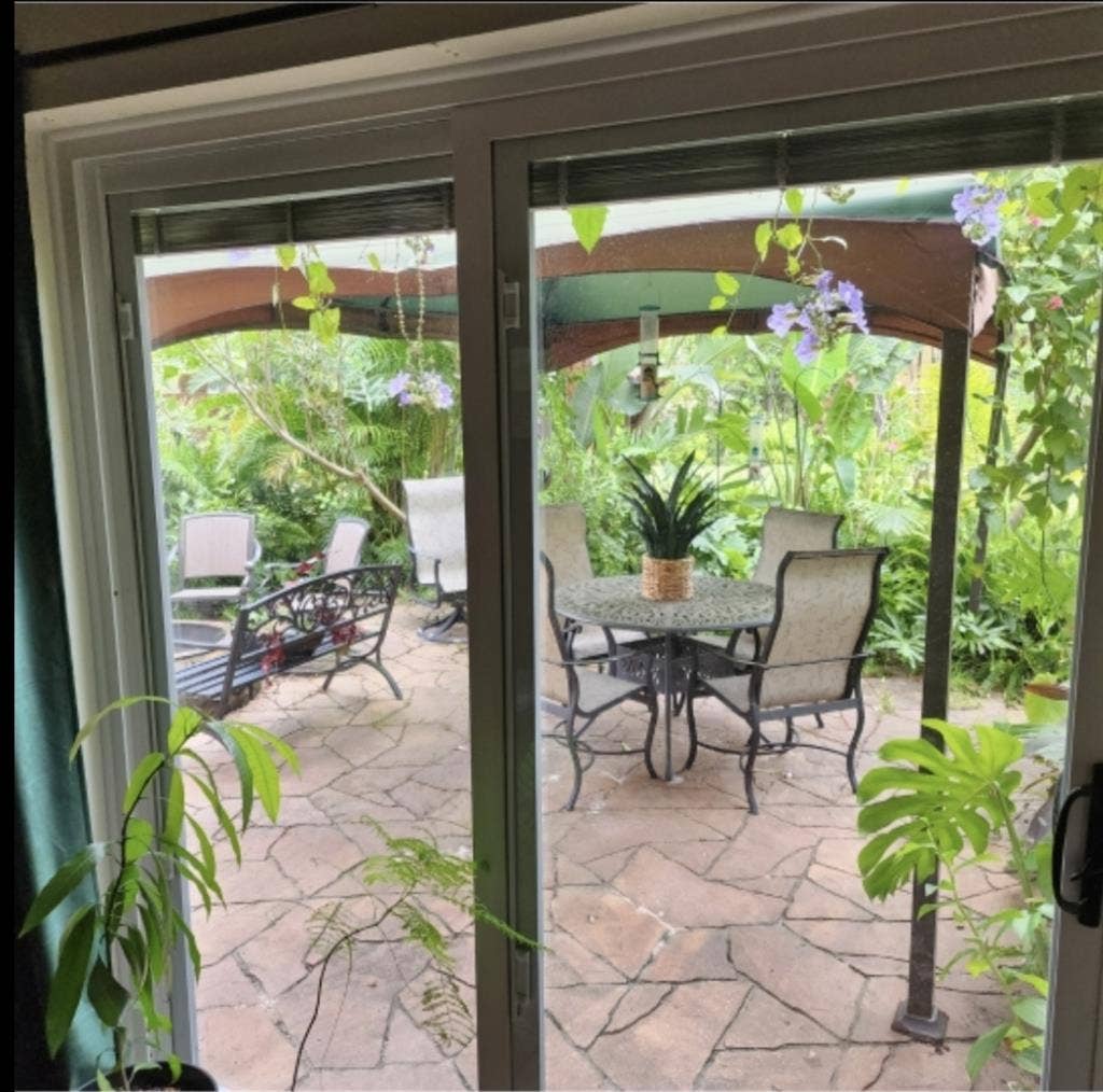 Very Nice Tropical Paradise Home