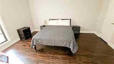 Furnished Room – Move-in Ready!