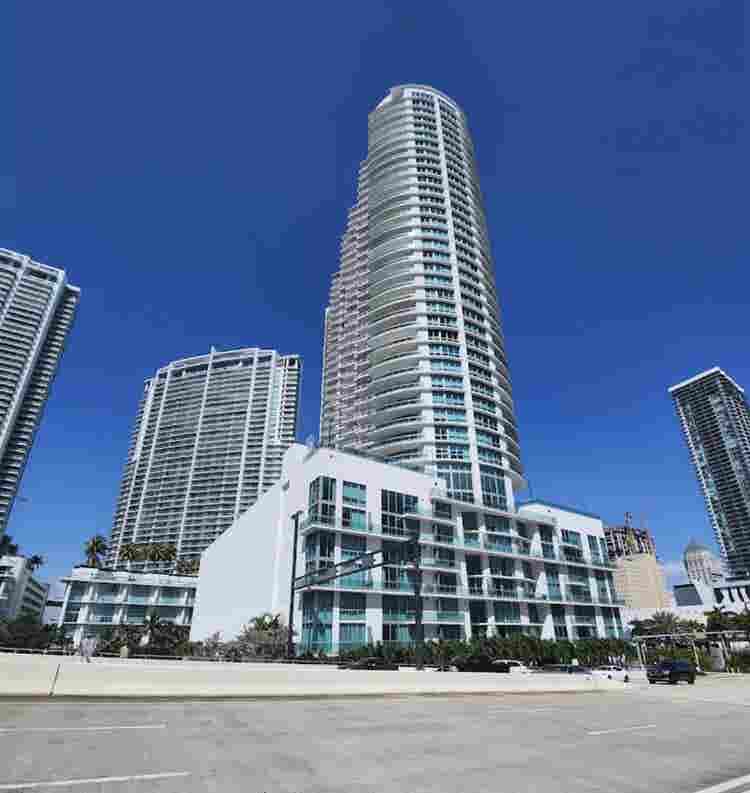 2 floor loft ! Very private!