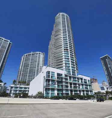 2 floor loft ! Very private!
