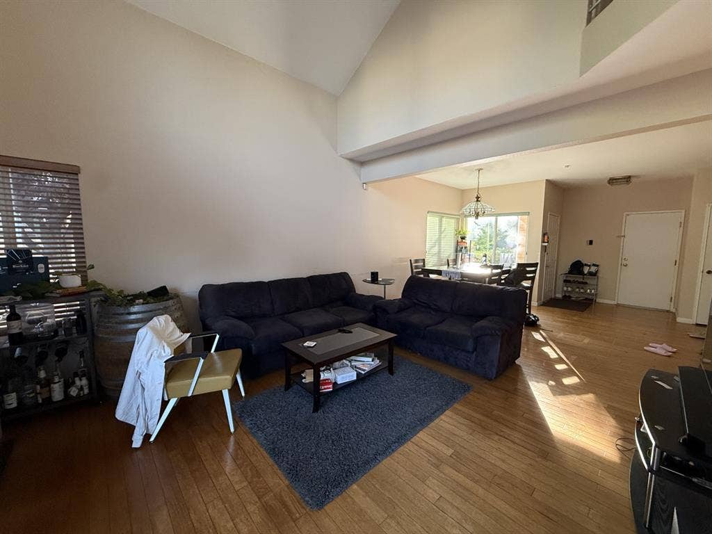 Room for rent near Costco and Hmart