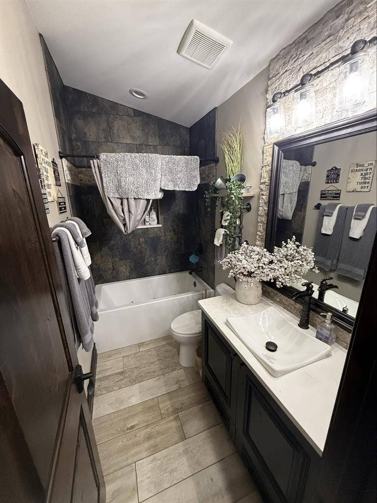furnished room & all utilities