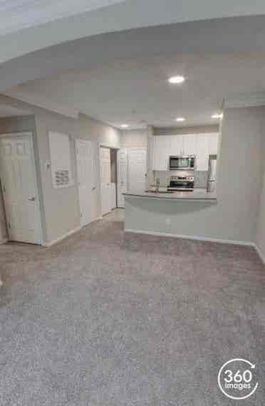 Roommate Needed 1BR Move in Sept 5