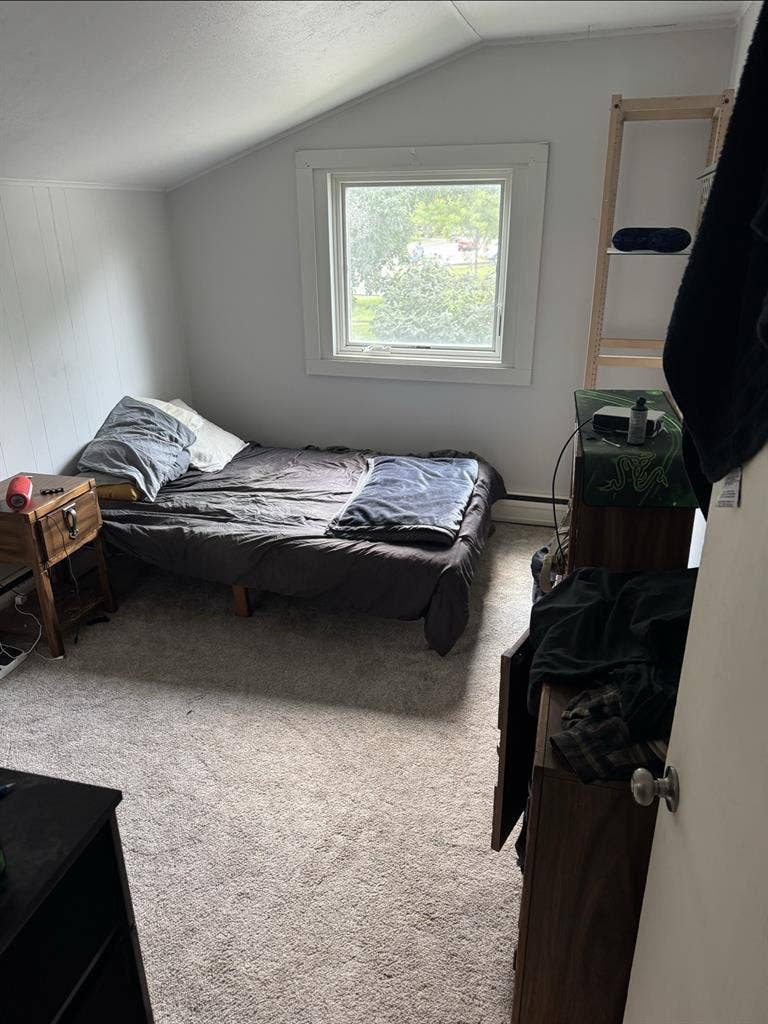 In search of 3rd roommate!