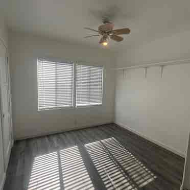 Room for rent, wi-fi is available