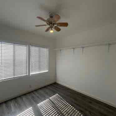 Room for rent, wi-fi is available
