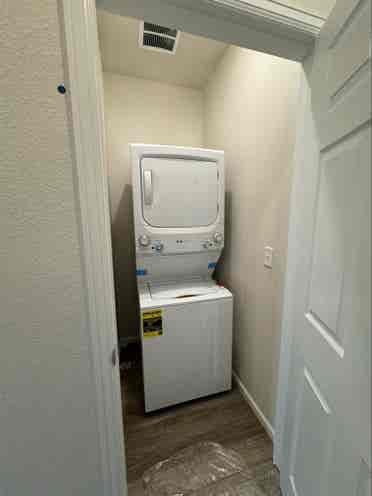 Looking for a responsible roommate