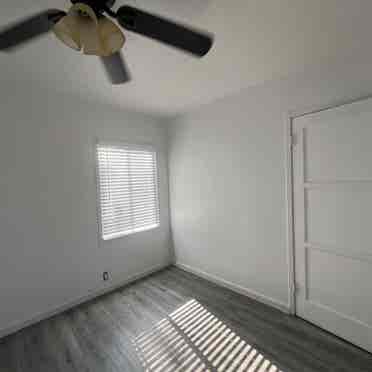 Room for rent in Pomona