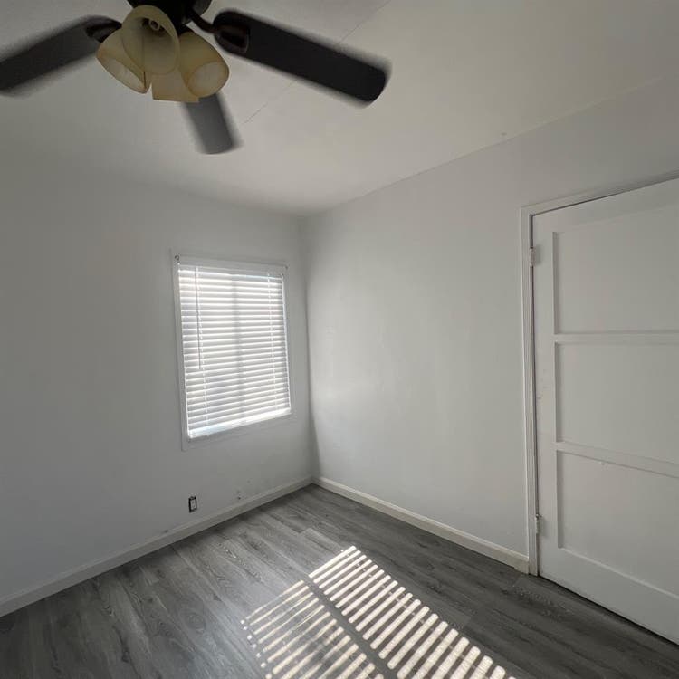 Room for rent in Pomona