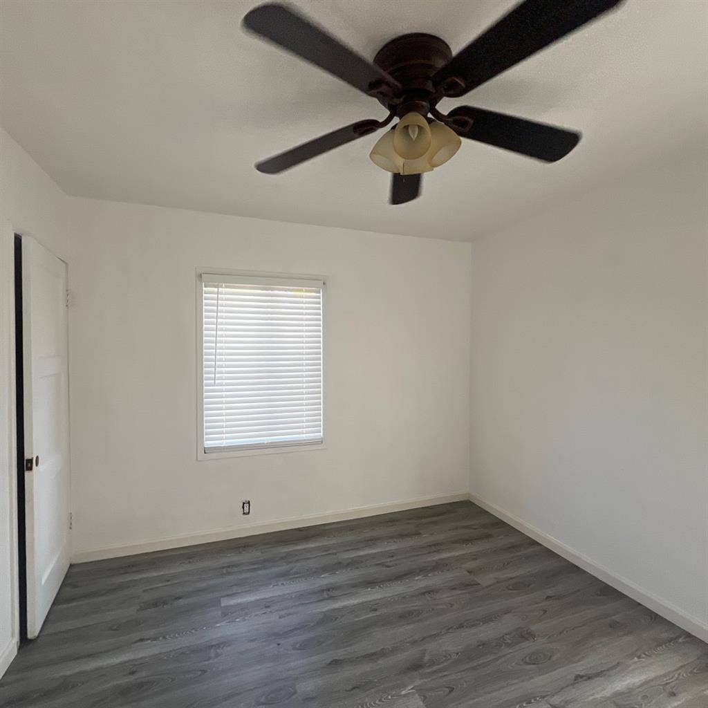 Room for rent in Pomona