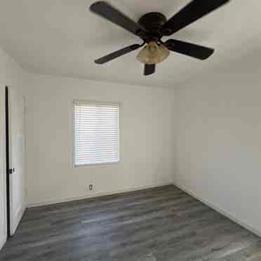 Room for rent in Pomona