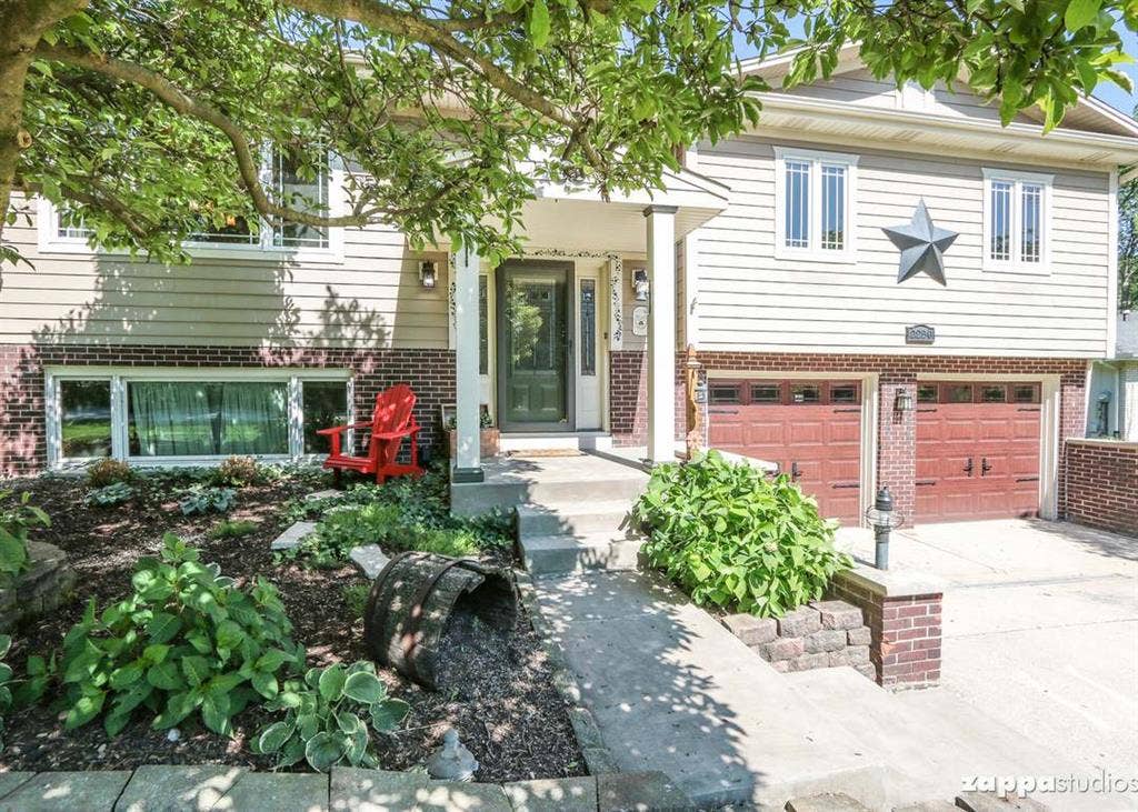Large Plainfield Home