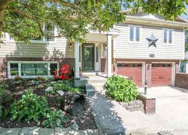 Large Plainfield Home